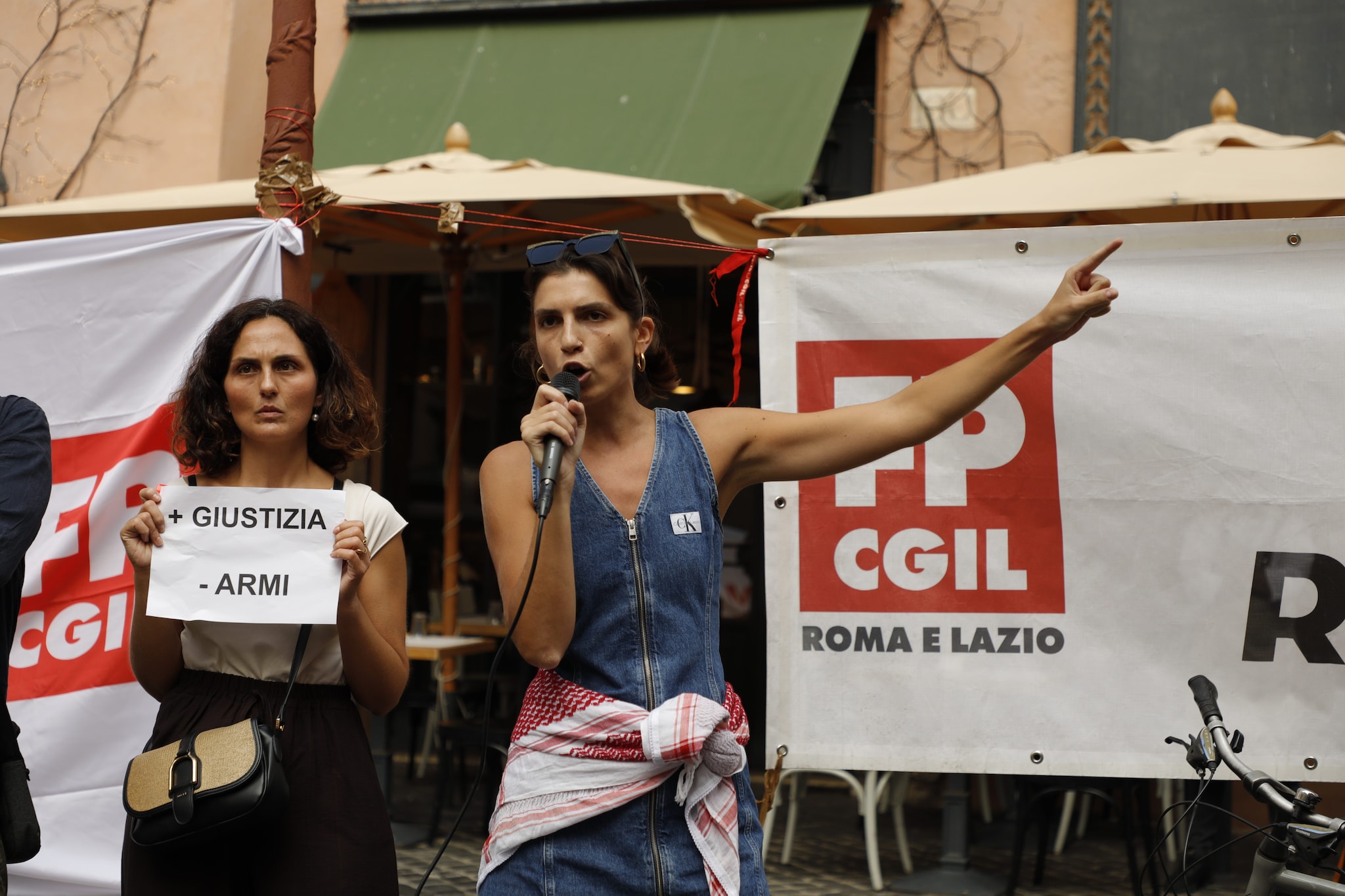 Il presidio di Roma per la stabilizzazione dei precari Pnrr della giustizia (foto Miriana Pistillo)
