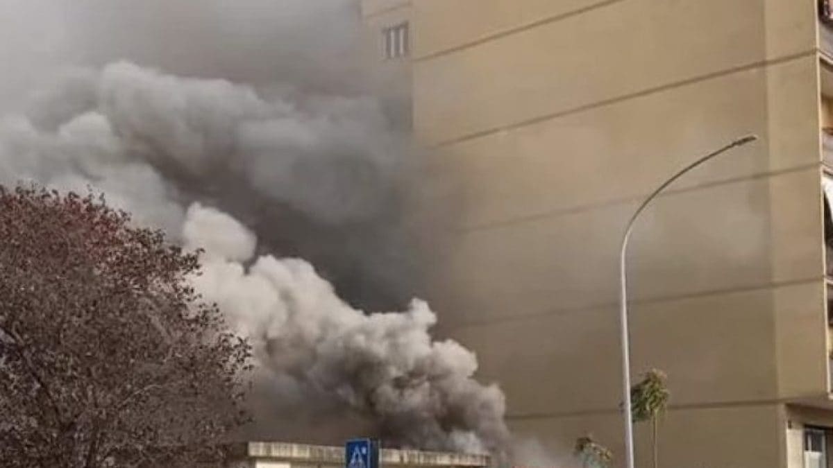 L’incendio in via Antonio Tempesta a Tor Pignattara