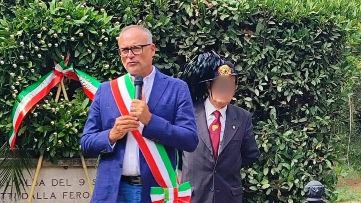 Il sindaco uscente di Albano Laziale Massimiliano Borelli. (Foto da Facebook)