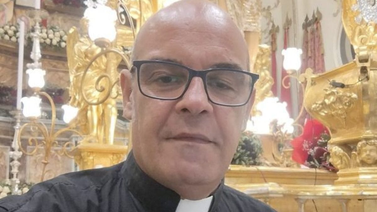 Padre Puliatti, foto da Facebook.
