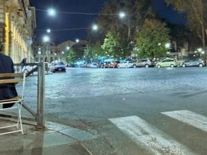 pub-assaltato-piazza-vittorio-300x225.jpg