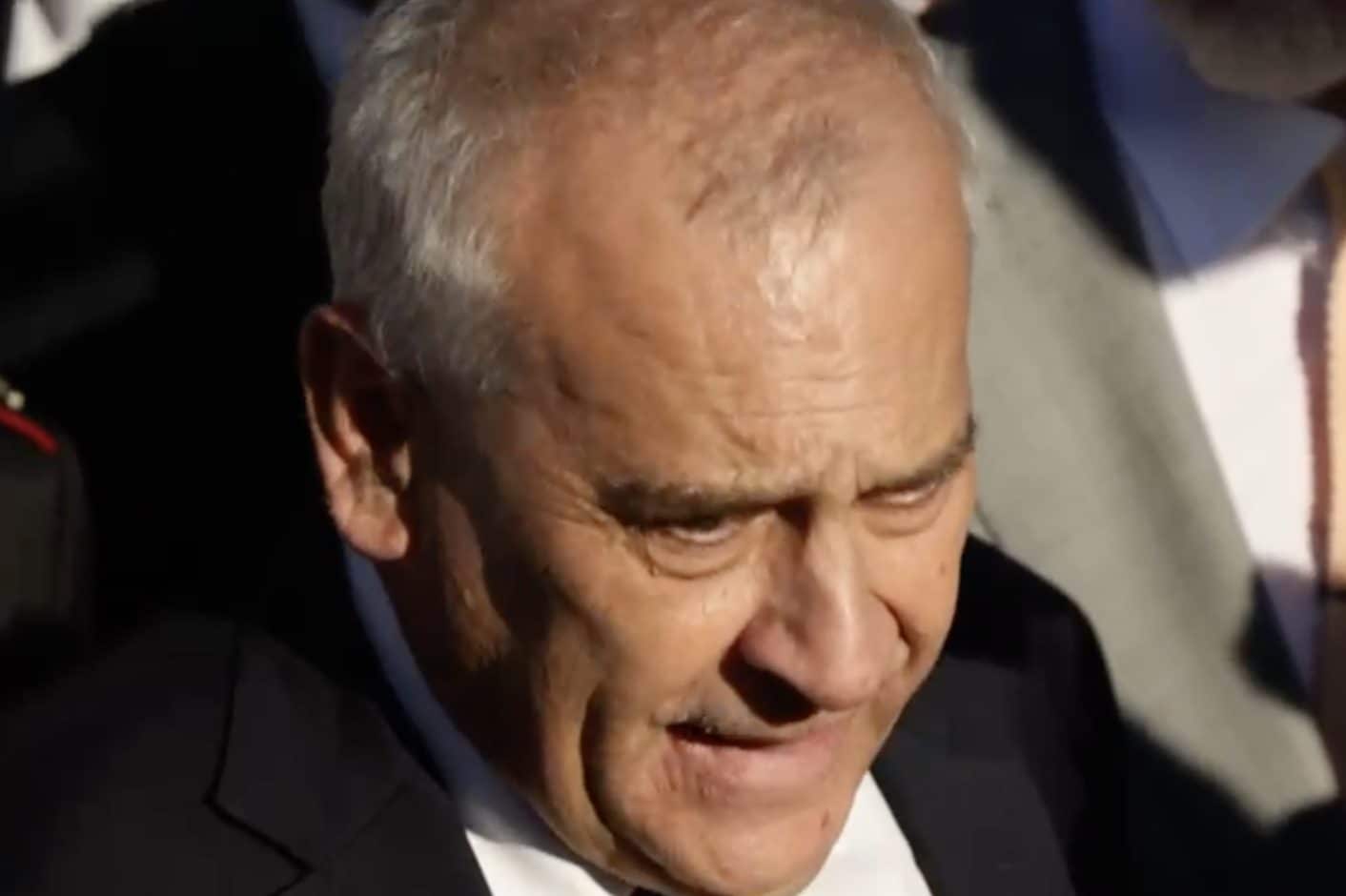 Il prefetto Lamberto Gianni intervenuto sul posto.