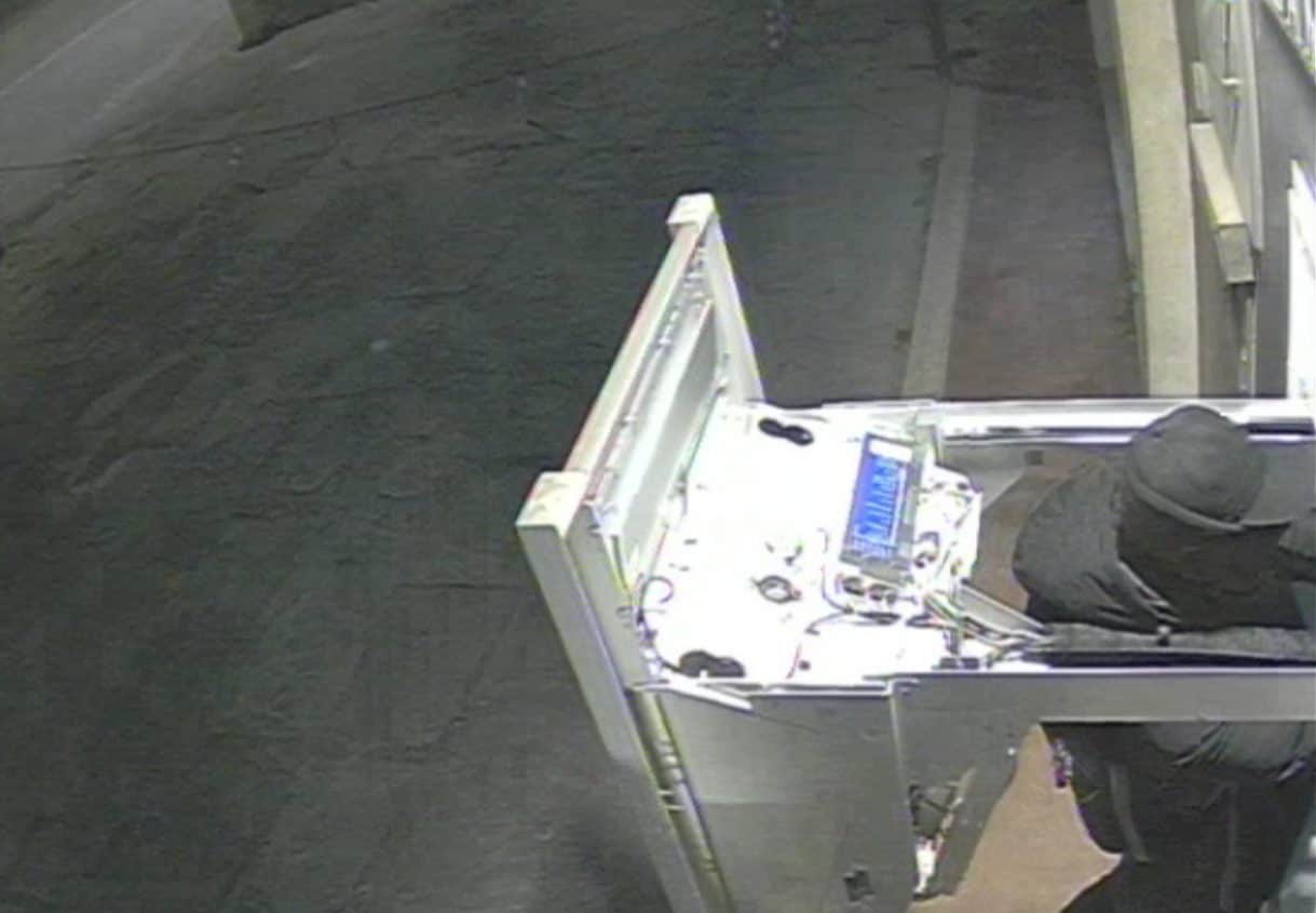 La nuova tecnica per scassinare i bancomat proveniente dagli Stati Uniti: come funziona