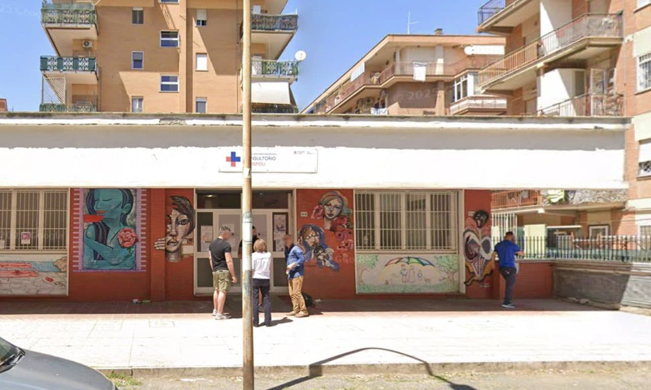 Il consultorio a Ladispoli.