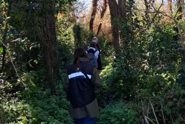 Volontari di Penelope Lazio durante le ricerche di Alessandro Giannetti