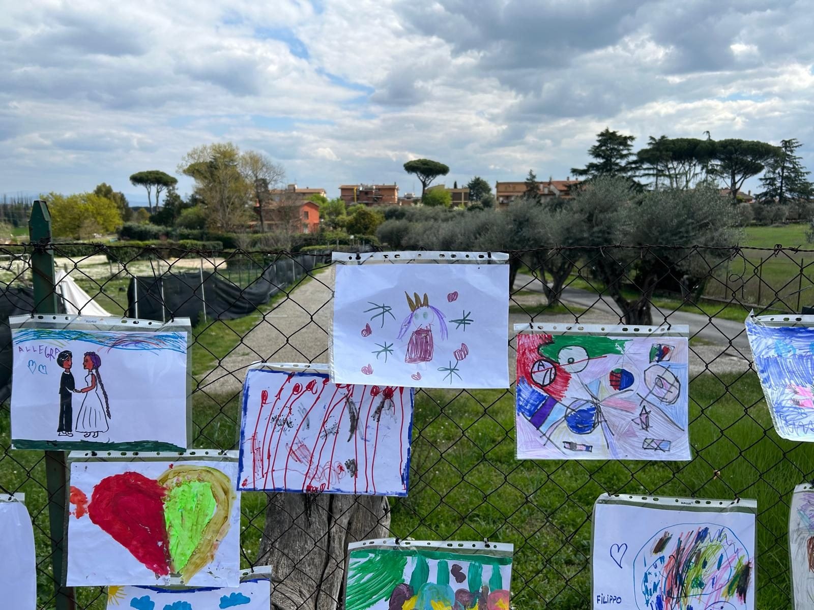 I disegni dei bambini alla Bufalotta.