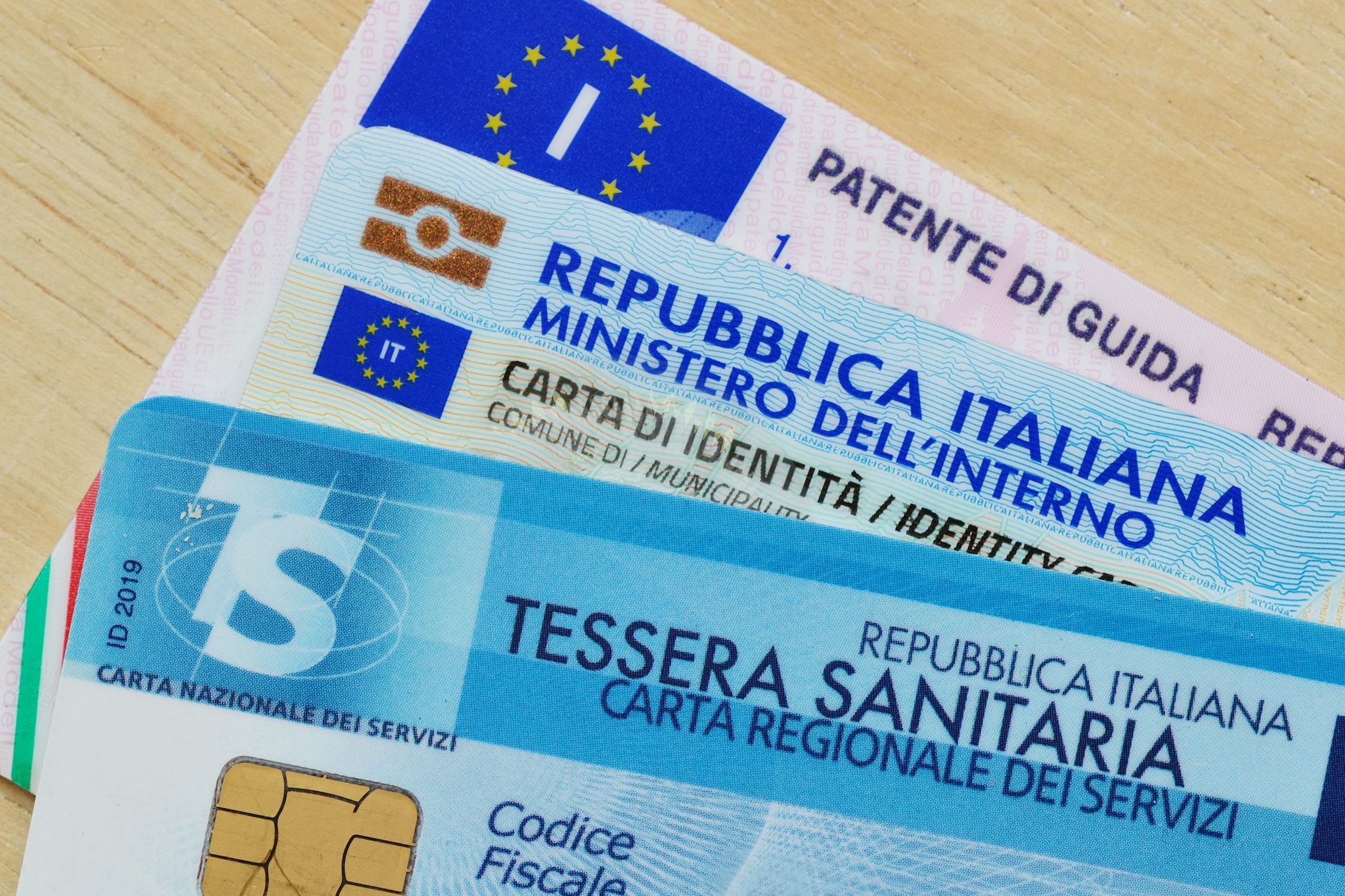 Corsa a Roma per la carta d’identità elettronica: open day 14 e 15 marzo urgenti