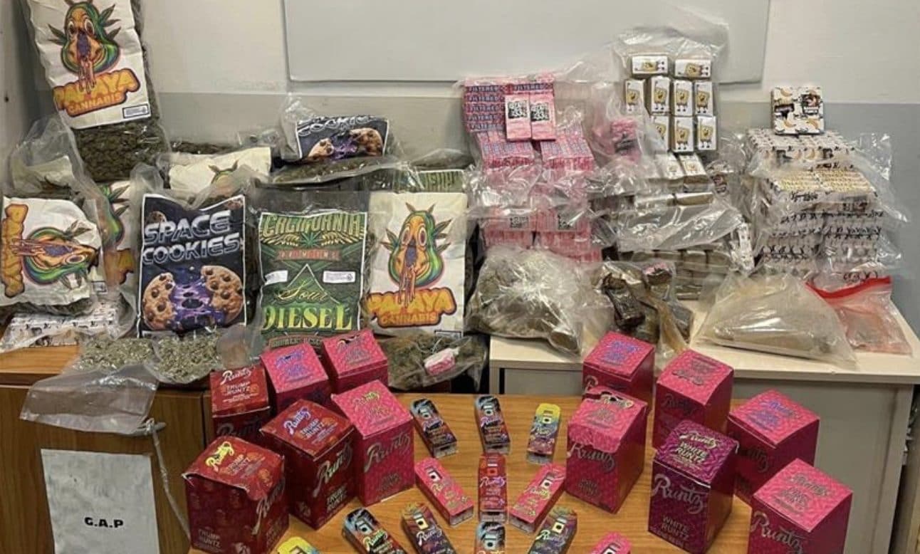  Il materiale sequestrato.