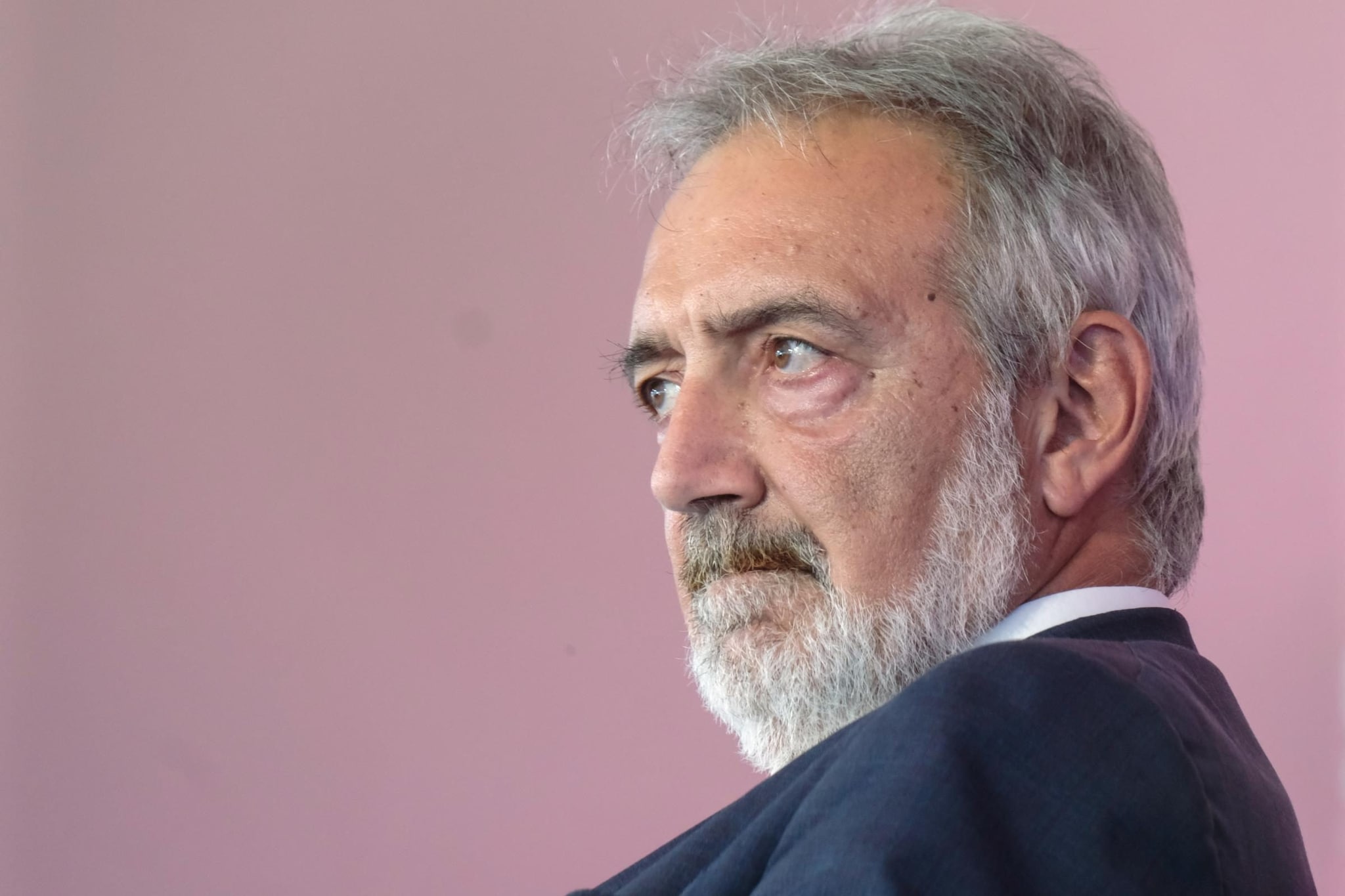 Tensione a Roma: Rocca evita la Commissione, opposizioni all’attacco su nomine illegittime