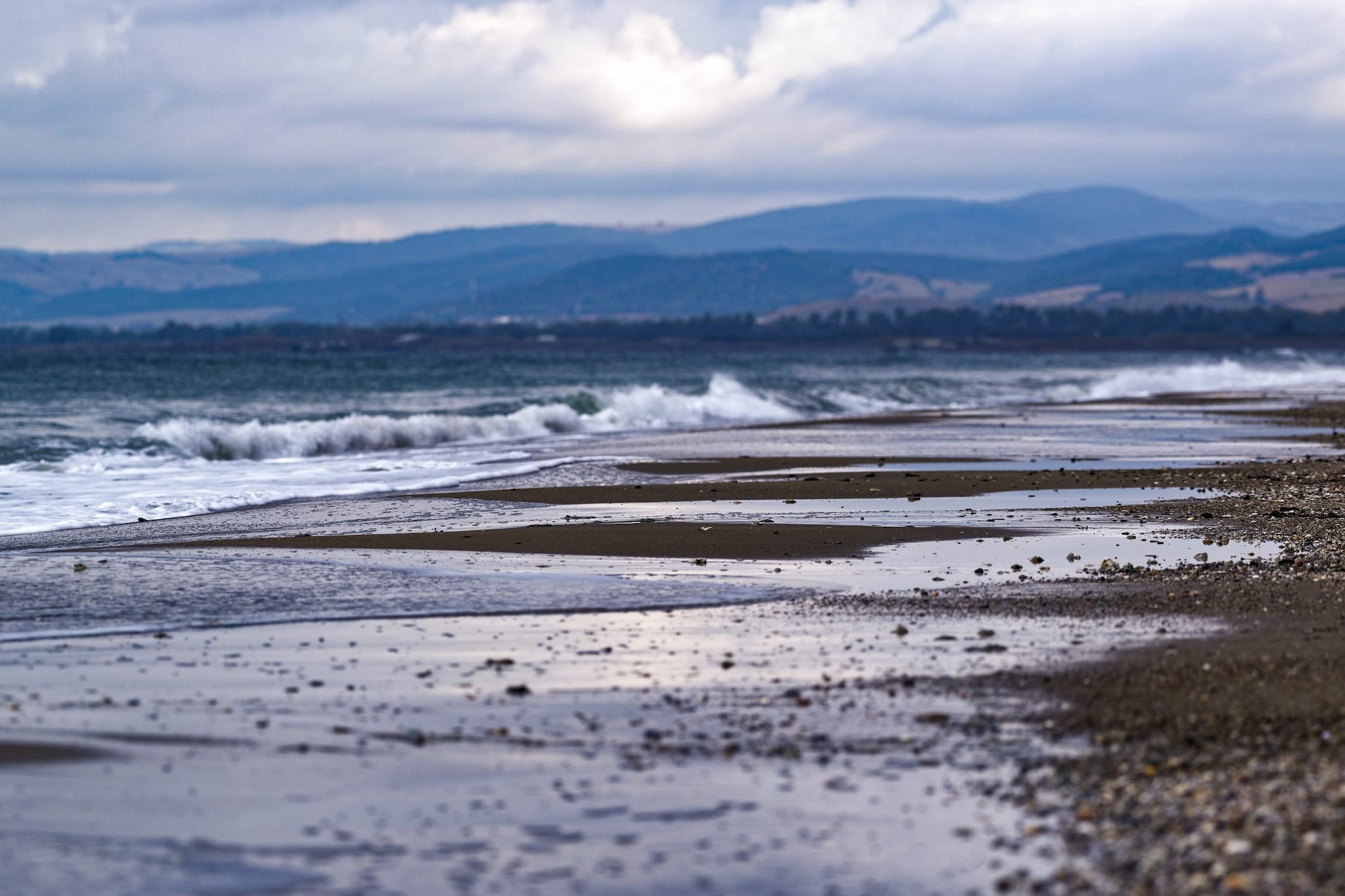 Emergenza maltempo a Roma: parchi chiusi a Fiumicino per vento e pioggia intense