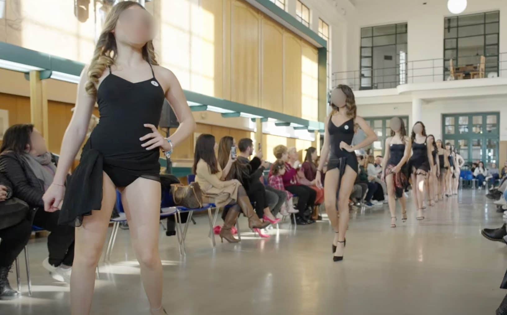 Roma nel caos: concorso di bellezza invade il museo, sindaco minaccia provvedimenti urgenti. (62 caratteri)