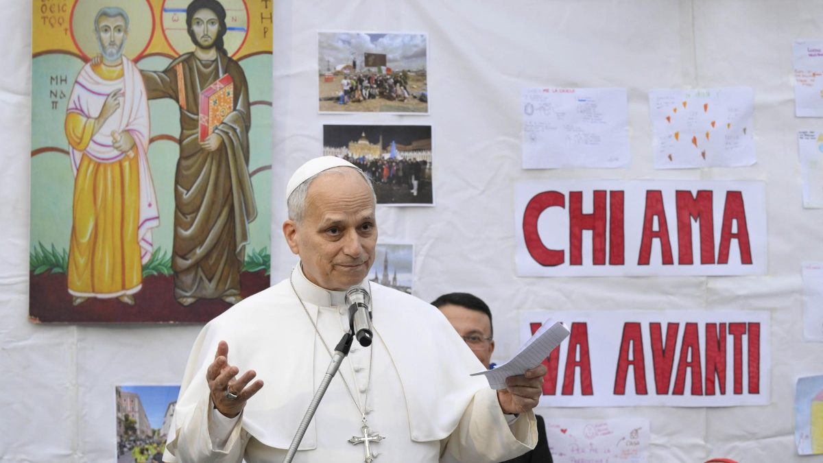 Papa Leone al Quarticciolo (Vatican Media/Lapresse)