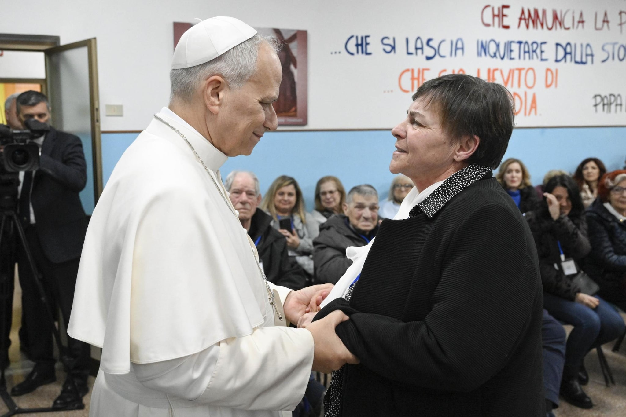 Papa Leone al Quarticciolo (Vatican Media/Lapresse)