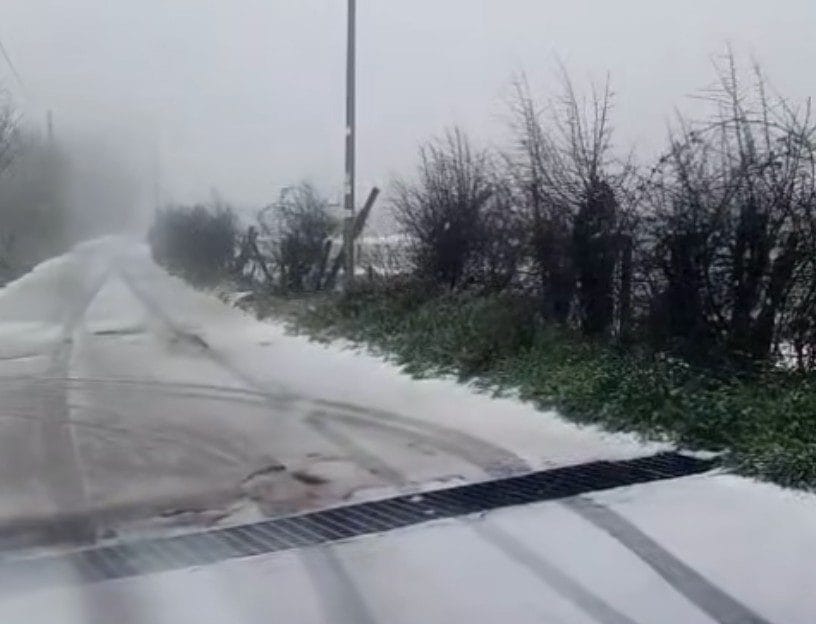Il panorama innevato a Rocca di Papa, dalla pagina Facebook Meteo Lazio.