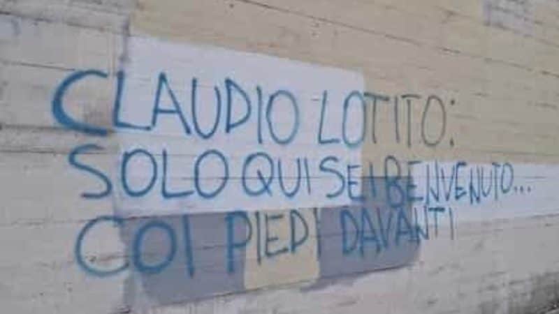 Minaccia choc a Lotito: scritta di morte su chiesa di Montesacro, Roma