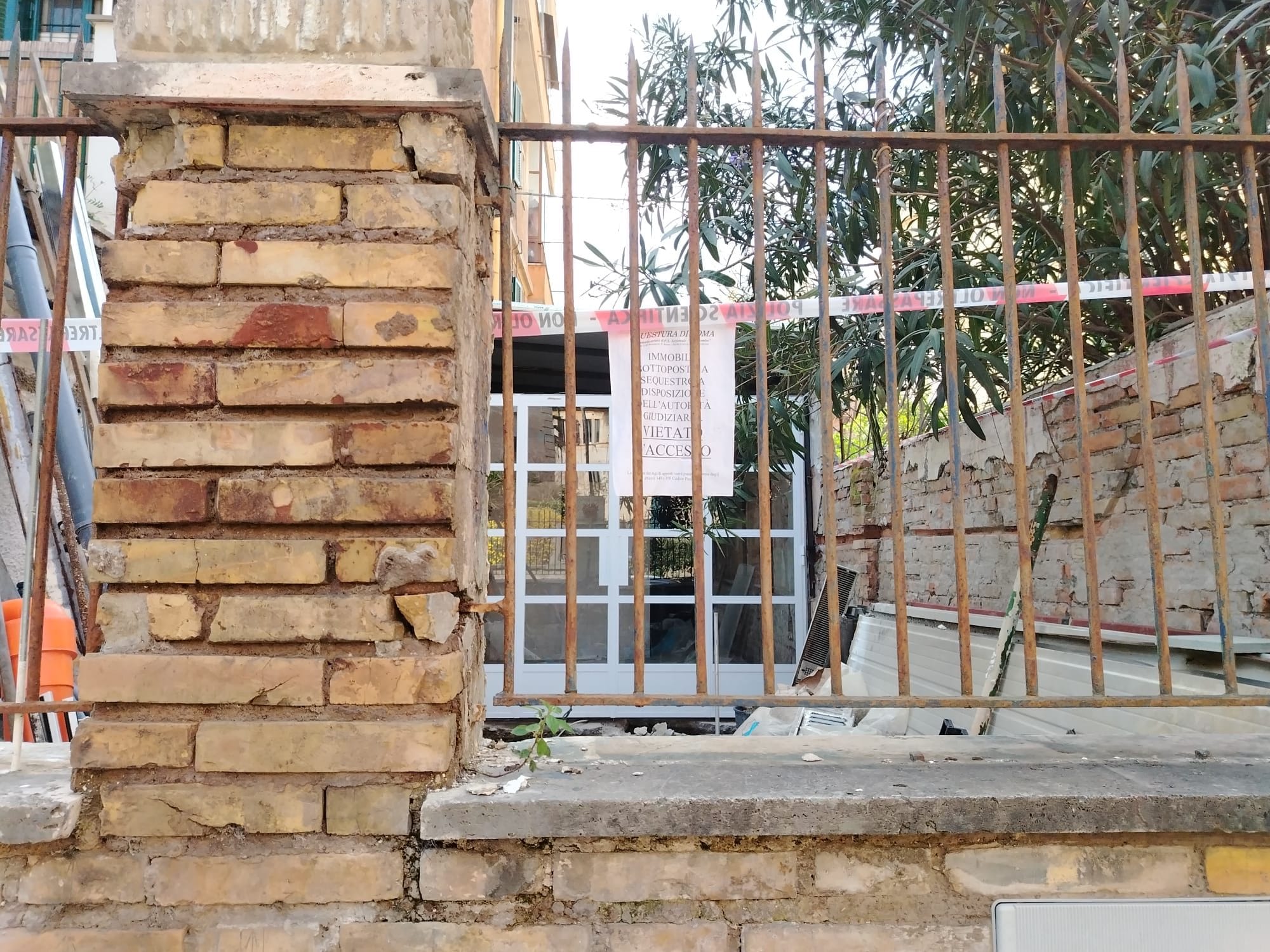 Il luogo in cui sono stati ritrovate le ossa in via delle Sette Chiese.