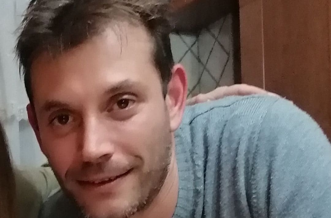 Funerali di Simone Palomba: Un triste addio e il grido di una comunità