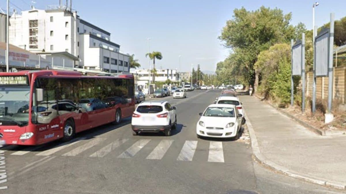 Angolo fra via Costi e via di Tor Cervara a Roma, dove è avvenuta la rapina (da Google Maps)