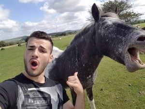È Jonathan Faraoni il 26enne morto nell’incidente tra moto e auto la mattina di Pasqua ad Anzio