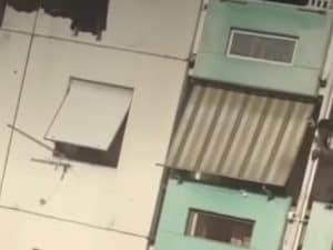 Casal de’ Pazzi, sequestrati e picchiati per un’auto danneggiata, fuggono dal balcone. Tre arresti