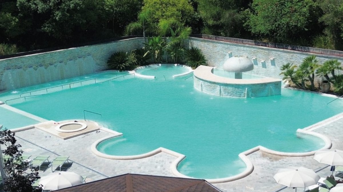 Una delle vasche del complesso termale Vescine a Suio