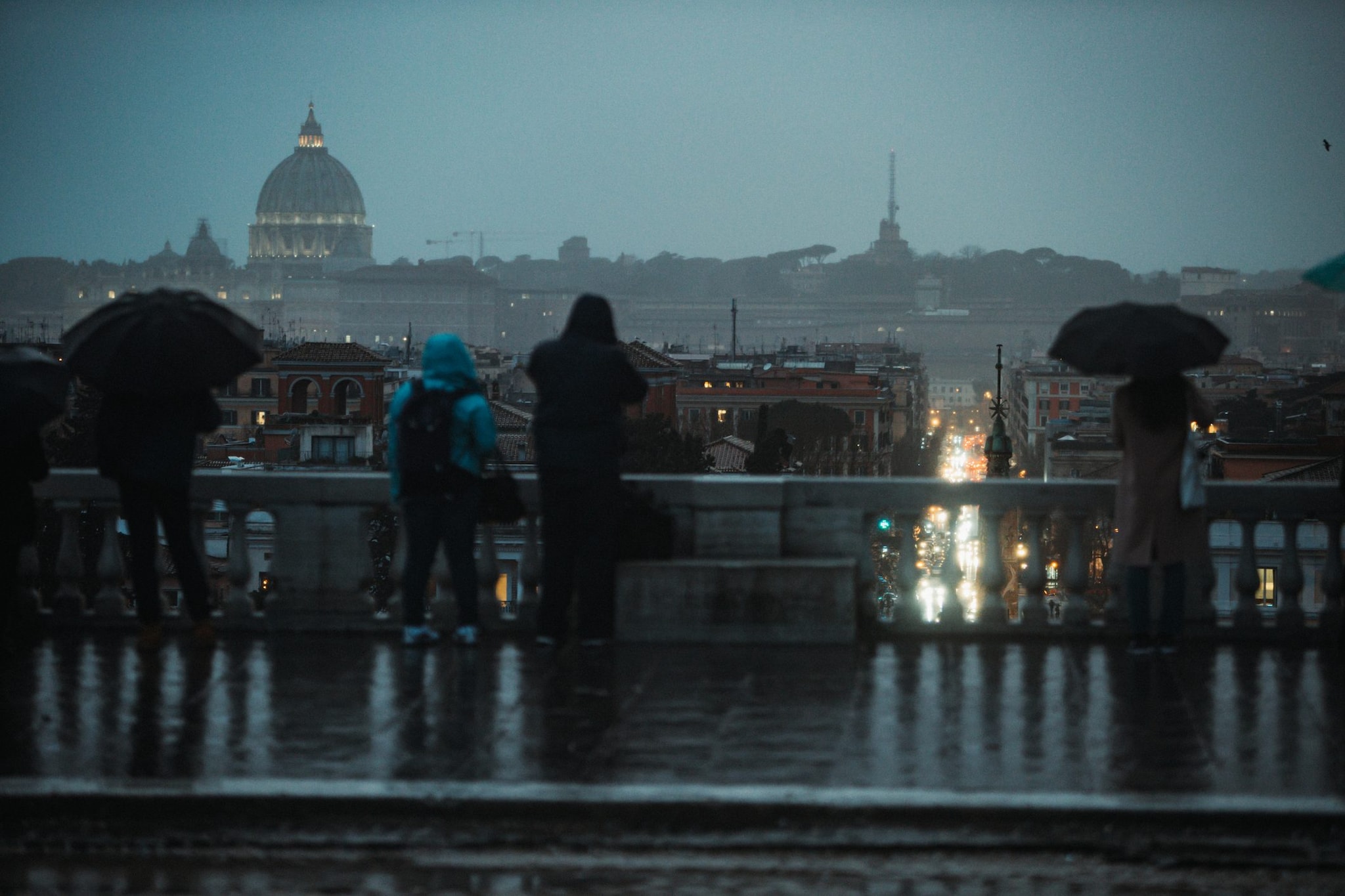 Allarme meteo a Roma: proroga per domani, parchi chiusi a Fiumicino e Fregene