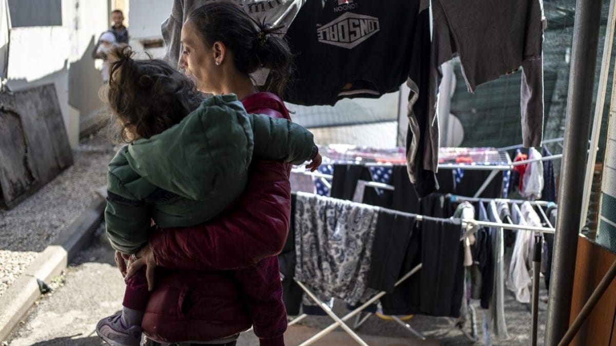 Il campo rom di via dei Gordiani, immagine di repertorio (Lapresse)