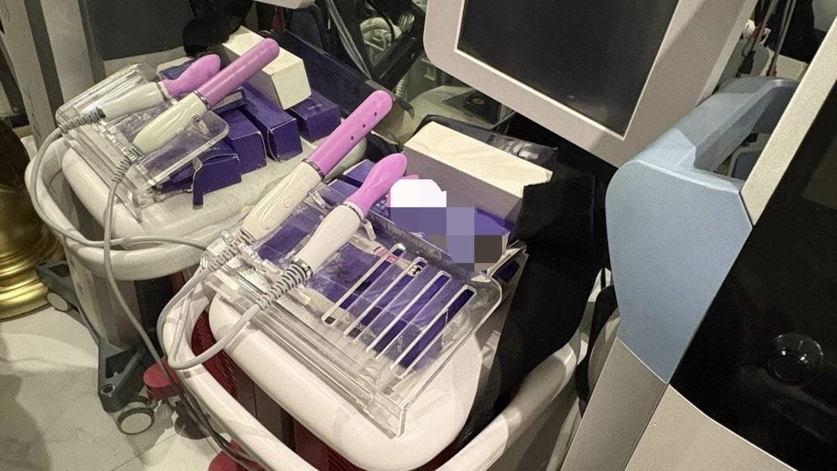 Uno degli strumenti utilizzati per i trattamenti ai genitali femminili.