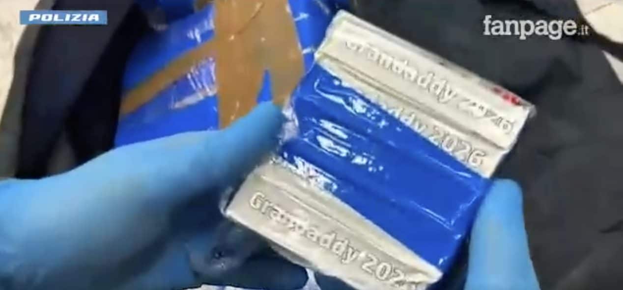 Parte della droga sequestrata