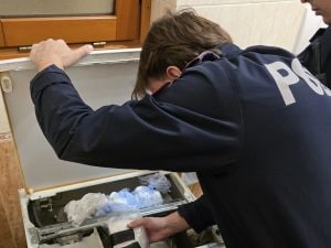 Droga su ordinazione e abitazioni come centri logistici: a Roma dieci arresti per spaccio