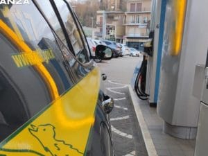 Gasolio tagliato con acqua, sequestrati 11mila litri di carburante a Frosinone: gestori denunciati per frode