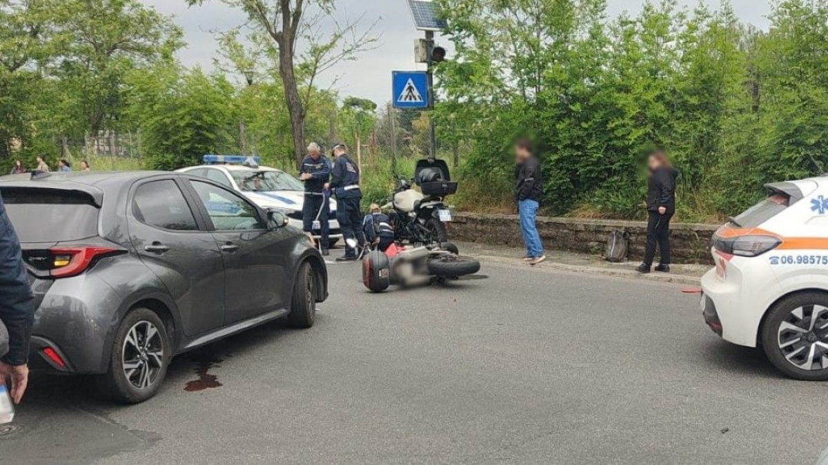 L’incidente in via Pineta Sacchetti, foto di Beatrice Tominic per Fanpage.it.