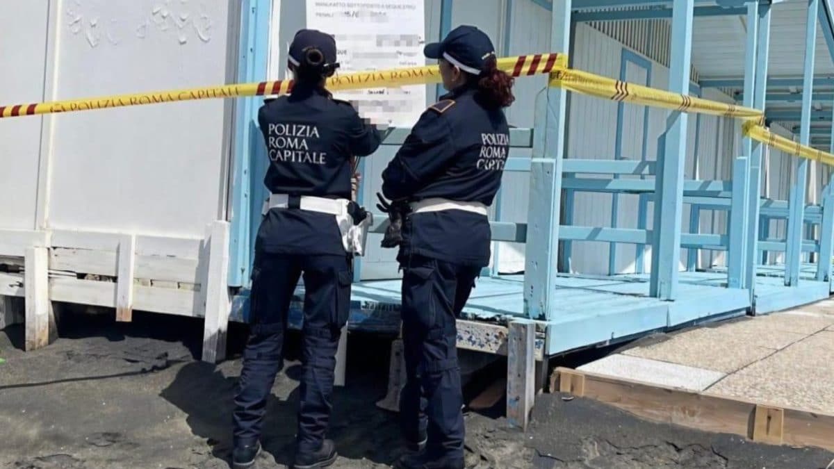 La polizia locale di Roma Capitale sul posto