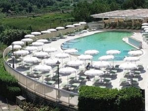 Disposta l’autopsia sul bimbo di 7 anni annegato alle terme a Latina: indagini per omicidio colposo contro ignoti