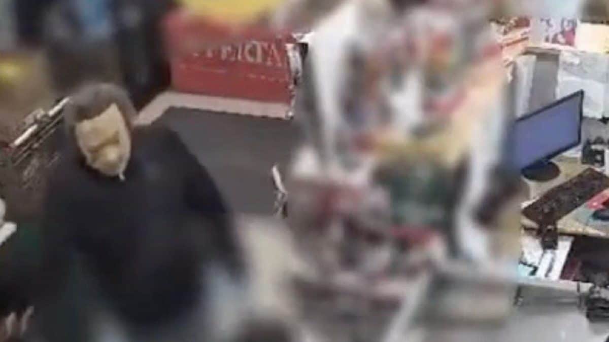 Un frame del video della polizia.