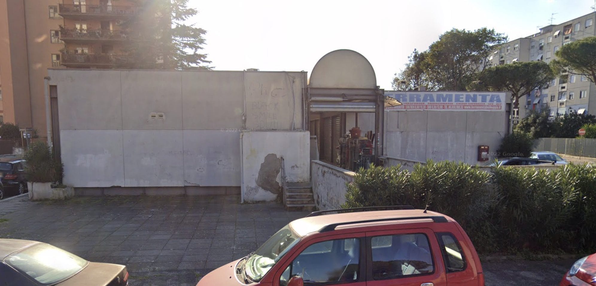 Gli spazi di via Palombini (da Google Earth)