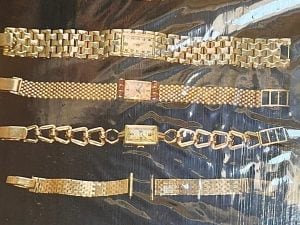 Finge di essere un poliziotto e truffa una 90enne di Trastevere: bottino da oltre 120mila euro