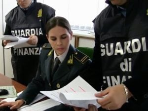 Evasione da oltre 3 milioni di euro con società fantasma tra Ciampino e il Nord Italia: sei misure cautelari