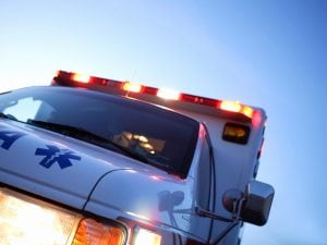 Va a fare visita alla sorella e muore a 41 anni in un incidente stradale: scontro fra auto e furgone sulla Verentana