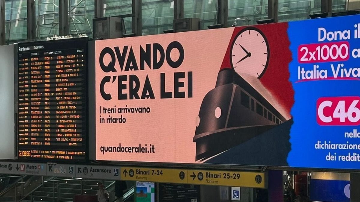 Cartellone della campagna di Italia Viva a Stazione Termini, Roma