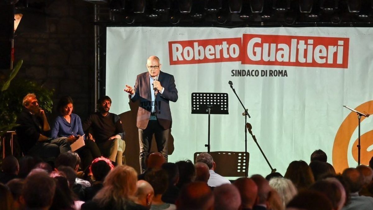 Il sindaco di Roma, Roberto Gualtieri (Foto da Sinistra Civica Ecologista)