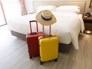 Carte clonate e falsi annunci di case vacanze tra Anzio e Nettuno: truffe per 575mila euro