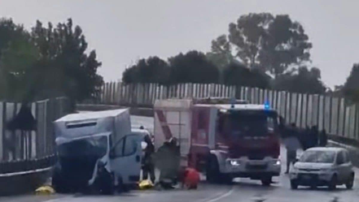 L’incidente sulla Pontina a Latina (Dal gruppo Facebook Via Pontina)