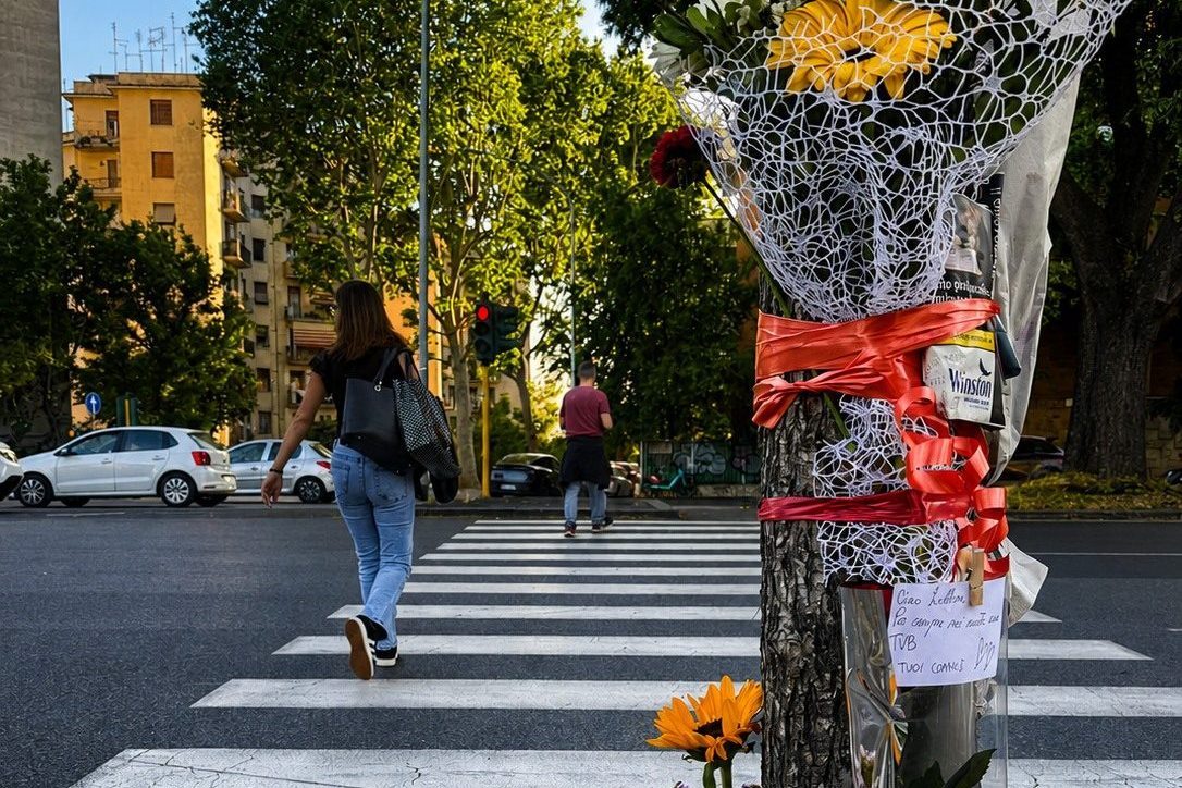 Tragedia su viale Marconi: due giovani di 22 anni perdono la vita, il quartiere chiede giustizia.