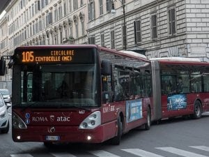 Stop Termini-Centocelle, dal 15 giugno due nuovi bus per Torpignattara e Casilina: i percorsi delle linee