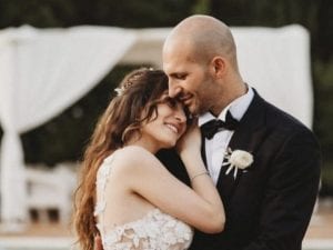 Morta dopo il parto a Roma, la cognata: “Erica ci ha telefonato con i gemelli in braccio, stava bene”