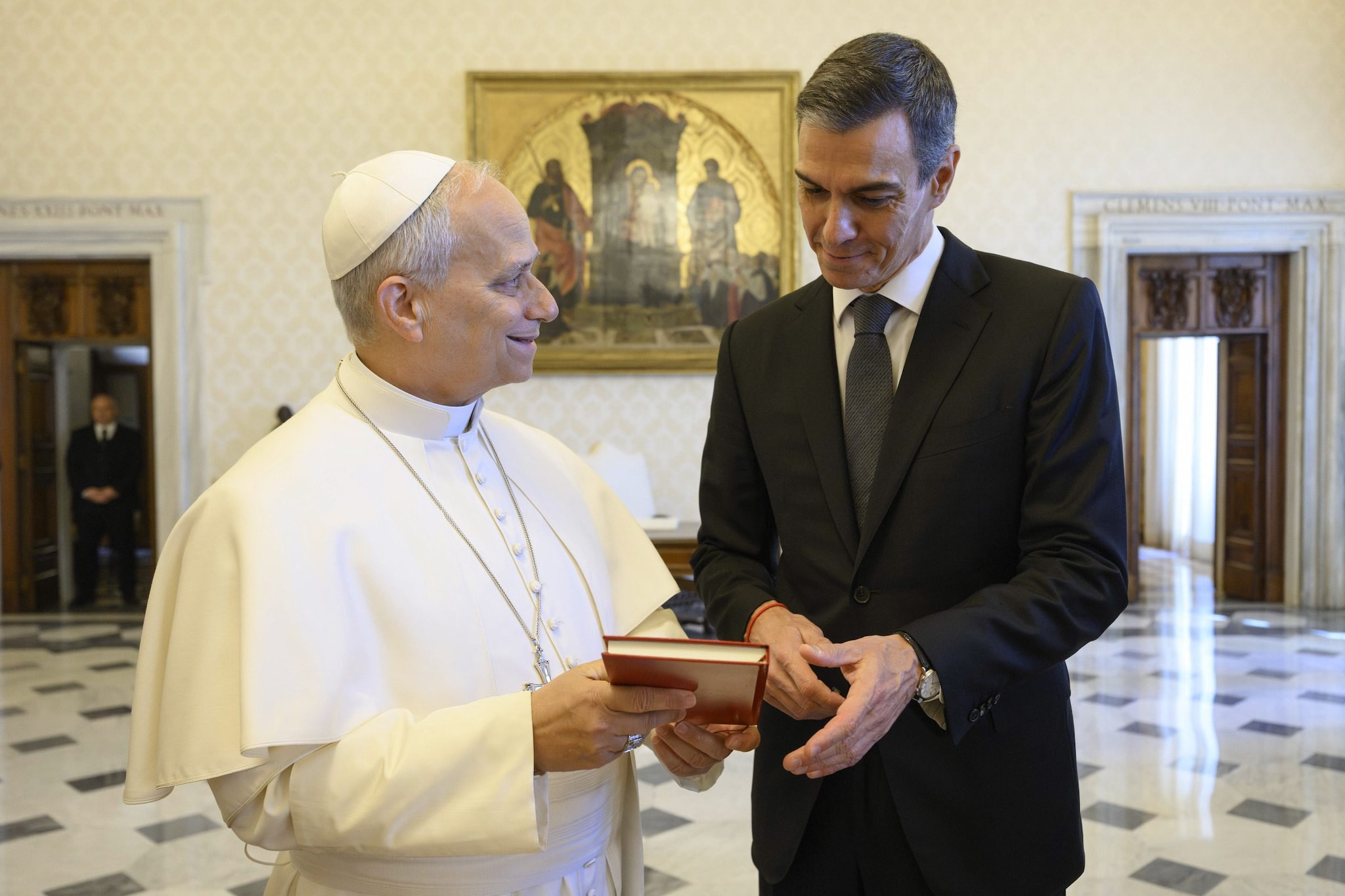 Papa Leone XIV e il premier spagnolo Pedro Sanchez