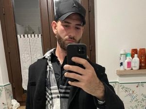Scontro tra 4 vetture sul Grande Raccordo Anulare: auto in fiamme, morto il 27enne Riccardo Giorgini