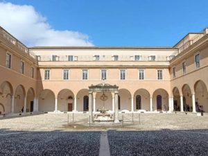 “Rastrellamenti ed espulsioni di massa”, il commento del prof della Sapienza: collettivi chiedono dimissioni