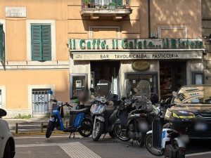 Entra nel bar in viale Eritrea per un bicchiere d’acqua e il proprietario la violenta: condannato a 6 anni